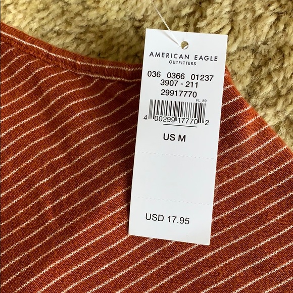 Halter top - Picture 2 of 2